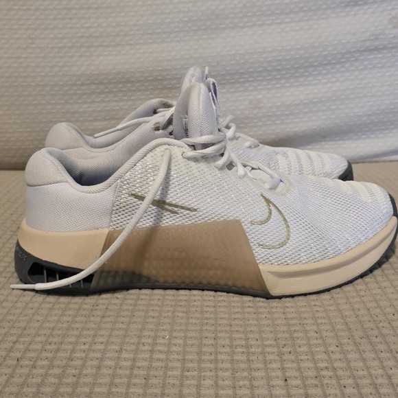 White and Gold Athletic Sneakers - Picture 3 of 9